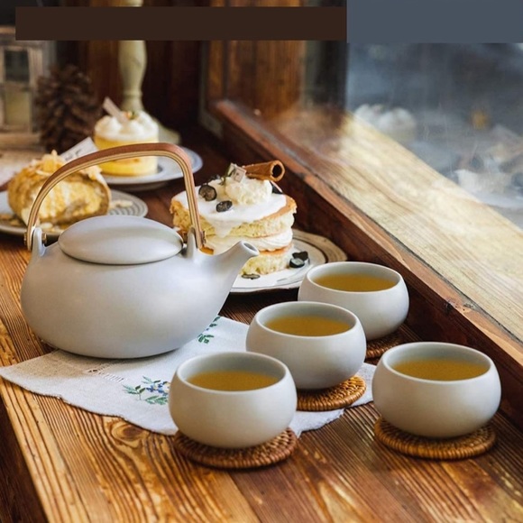 Ceramic Teapot Set - Picture 3 of 10